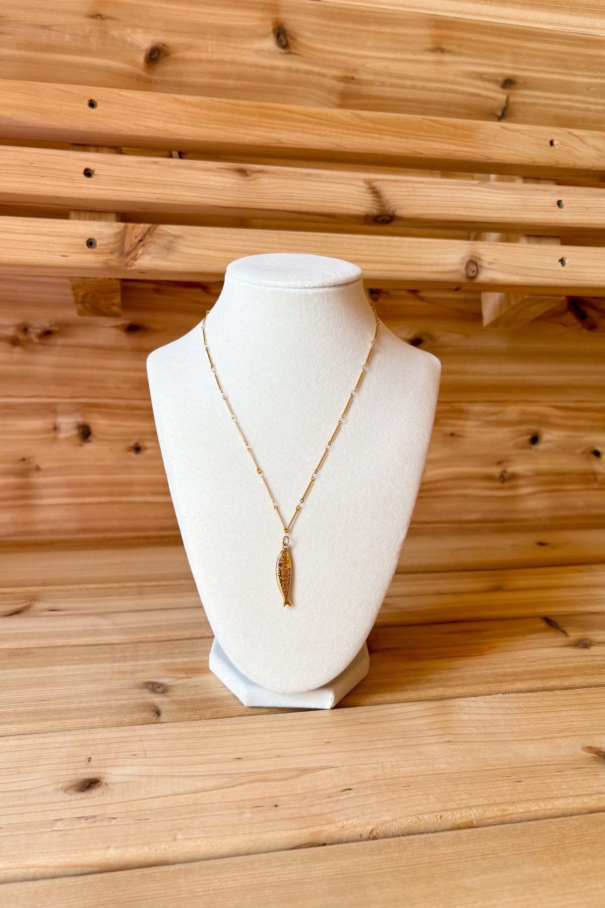 18k Gold Non - Tarnish Sardine Necklace – Minimal Pendant - Women's Jewelry - Blooming Daily