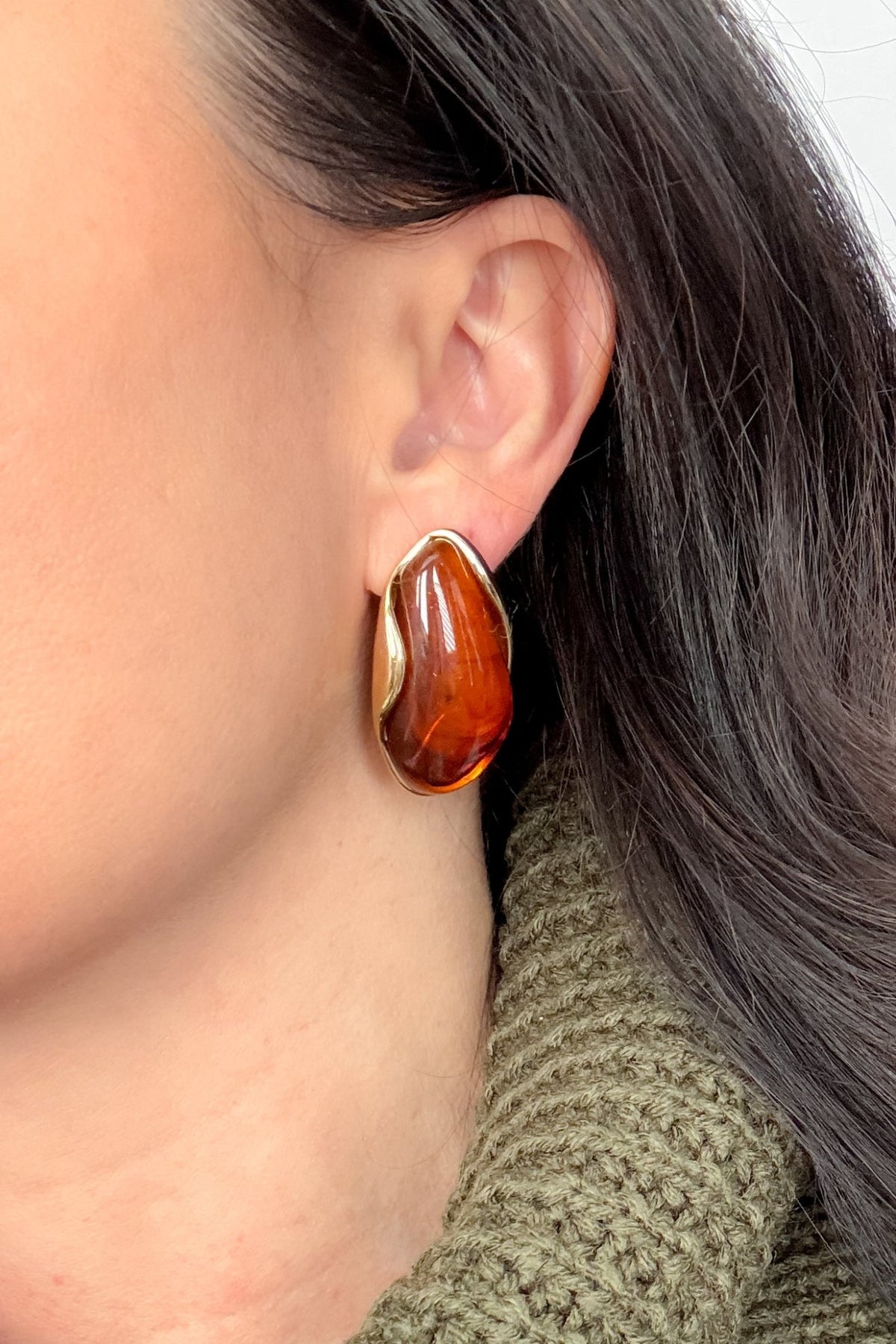 Amber Resin Statement Earrings – 18K Gold - Women's Jewelry - Blooming Daily