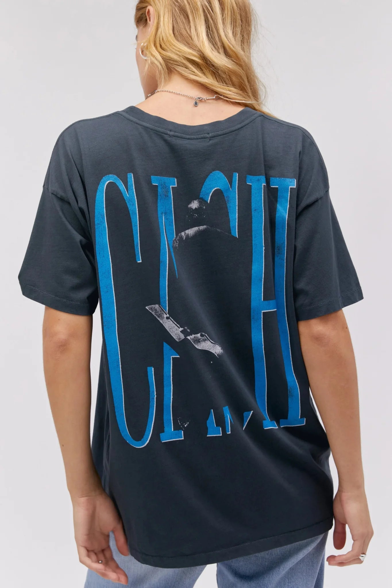 DAYDREAMER T-SHIRT GRAPHIQUE JOHNNY CASH en Hunter | REVOLVE DAYDREAMER T-SHIRT GRAPHIQUE JOHNNY CASH en Hunter | REVOLVE