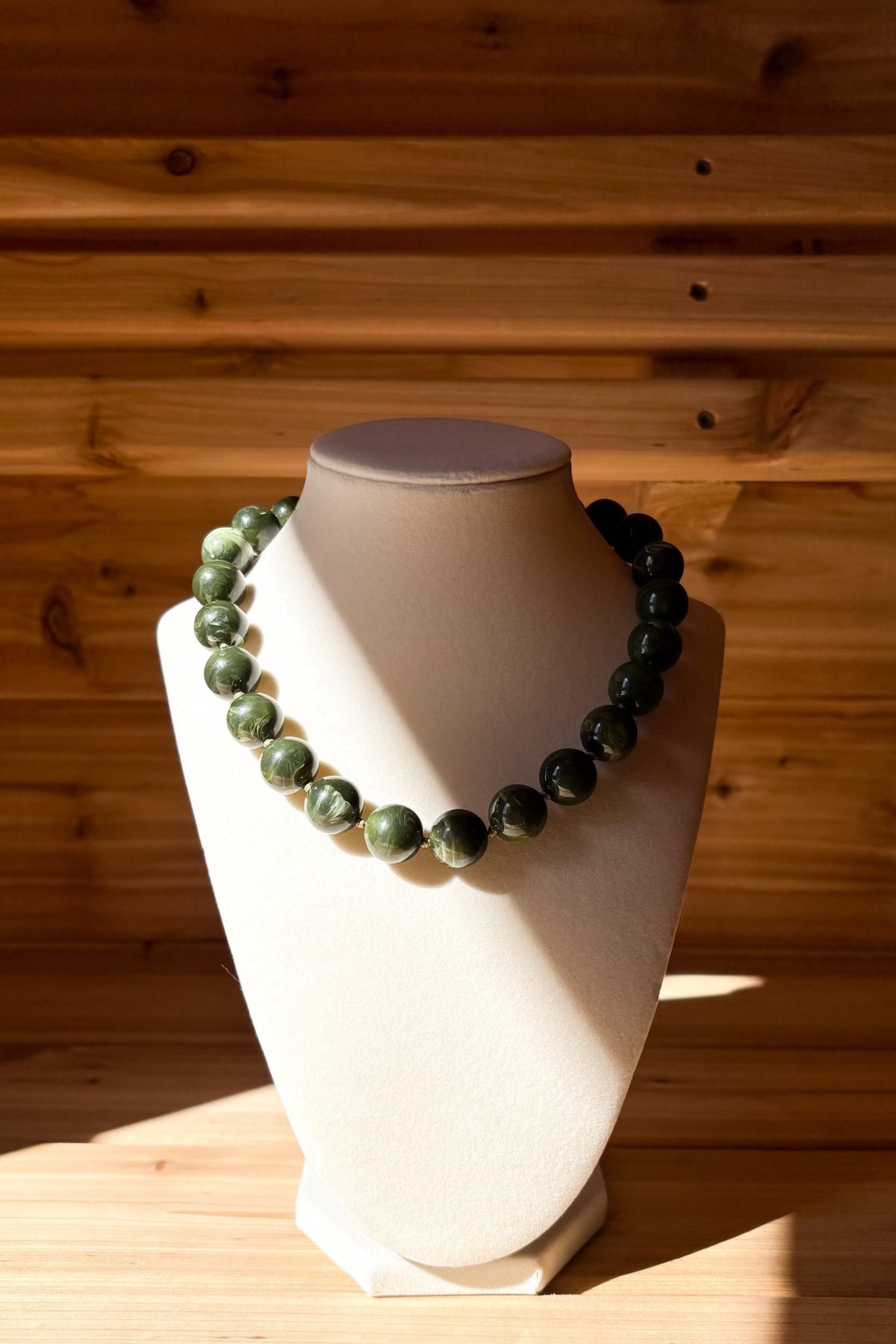 Green Beaded Statement Necklace – Chunky Necklace - Women's Jewelry - Blooming Daily
