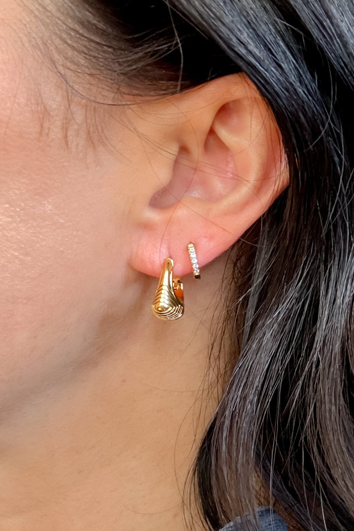Sculpted Huggie Earrings – 18K Gold - Plated, Waterproof - Women&#39;s Jewelry - Blooming Daily