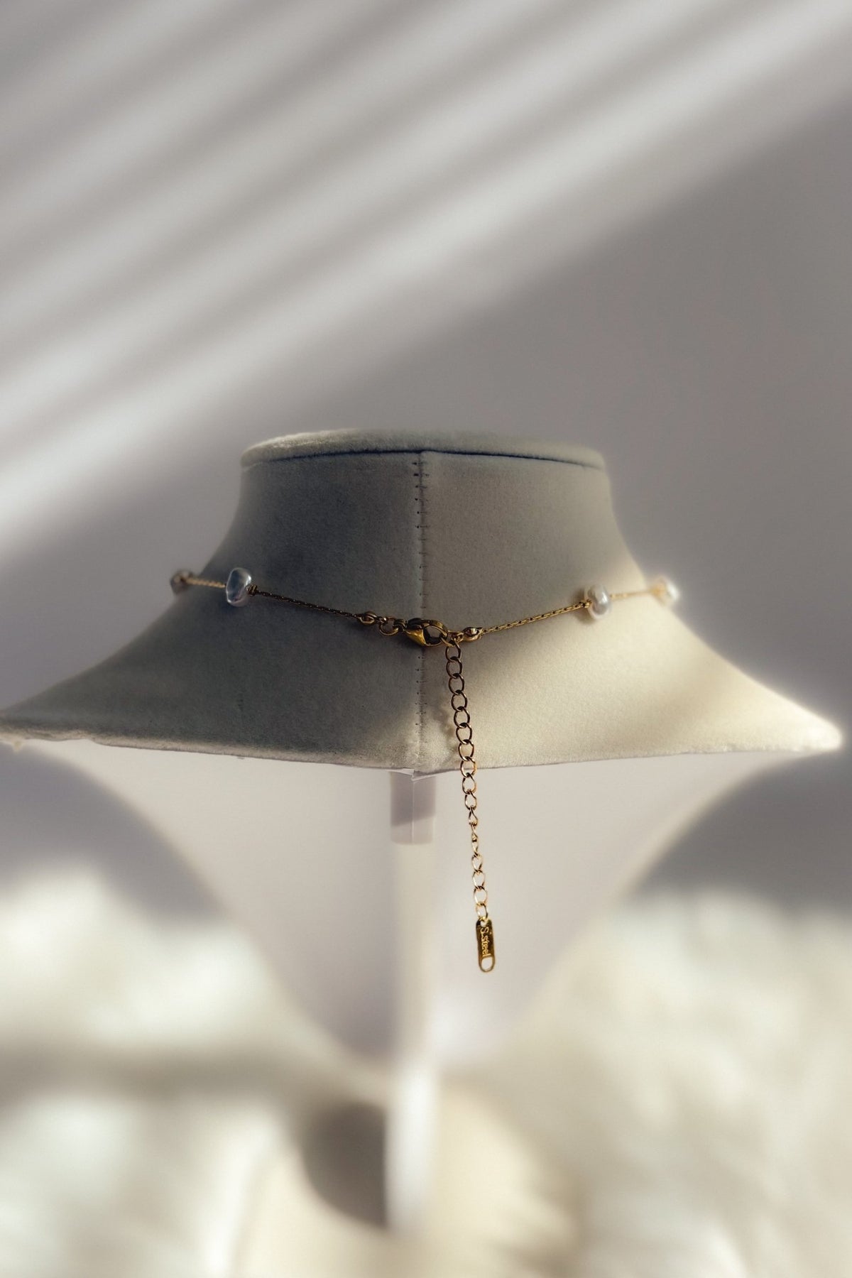 Women’s 18k Gold Petite Pearl Chain Necklace – Non Tarnish - Women's Jewelry - Blooming Daily