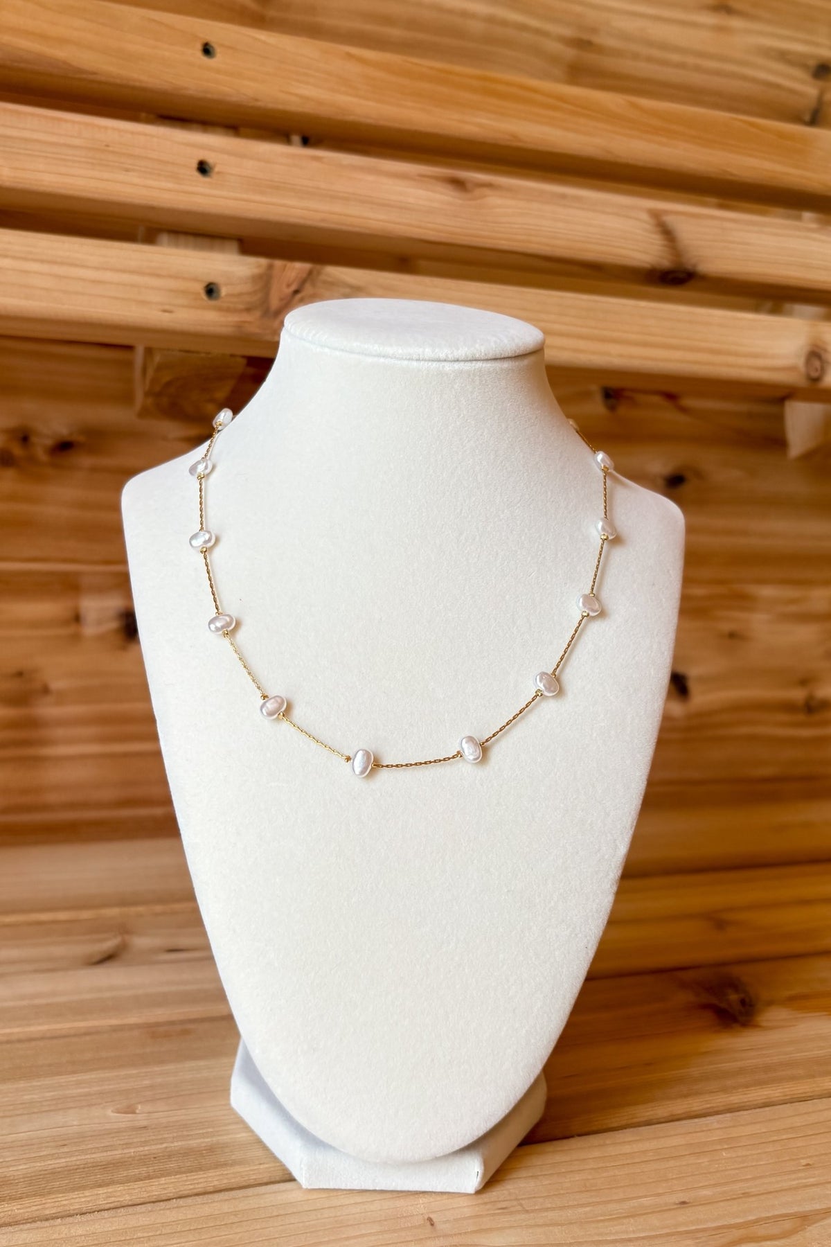 Women’s 18k Gold Petite Pearl Chain Necklace – Non Tarnish - Women's Jewelry - Blooming Daily