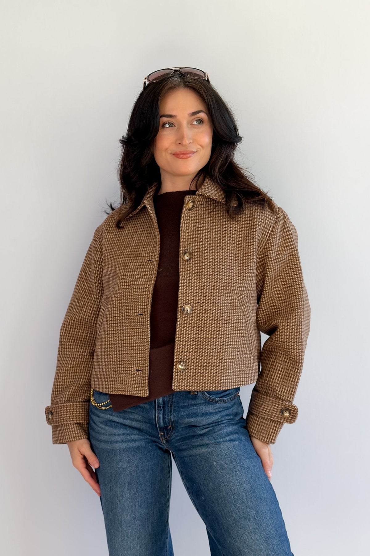 Women’s Camel Houndstooth Cropped Jacket - Coats & Jackets - Blooming Daily