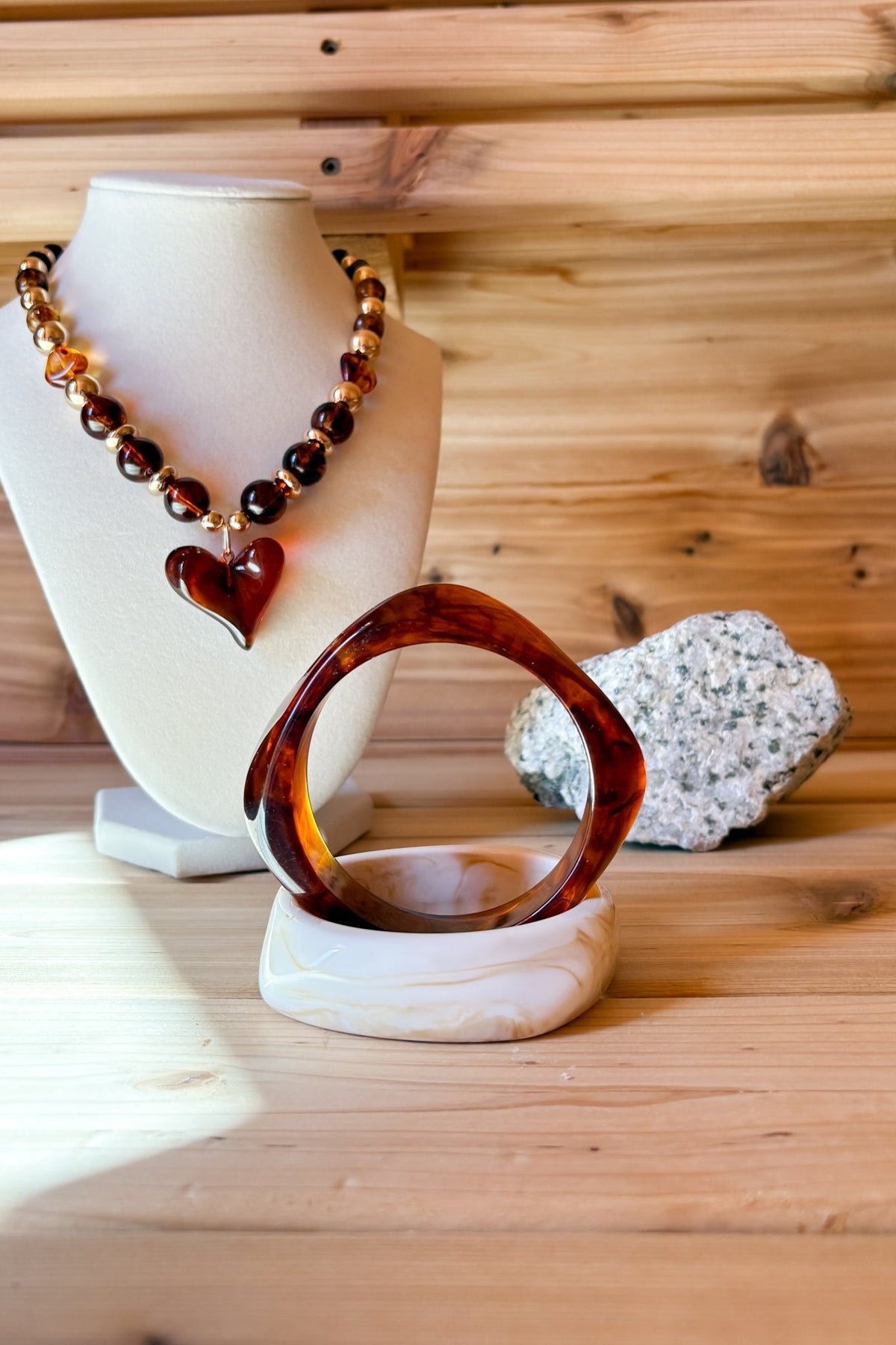 Women’s Chunky Acrylic Bangle Bracelet Set – Ivory & Tortoise - Women's Jewelry - Blooming Daily