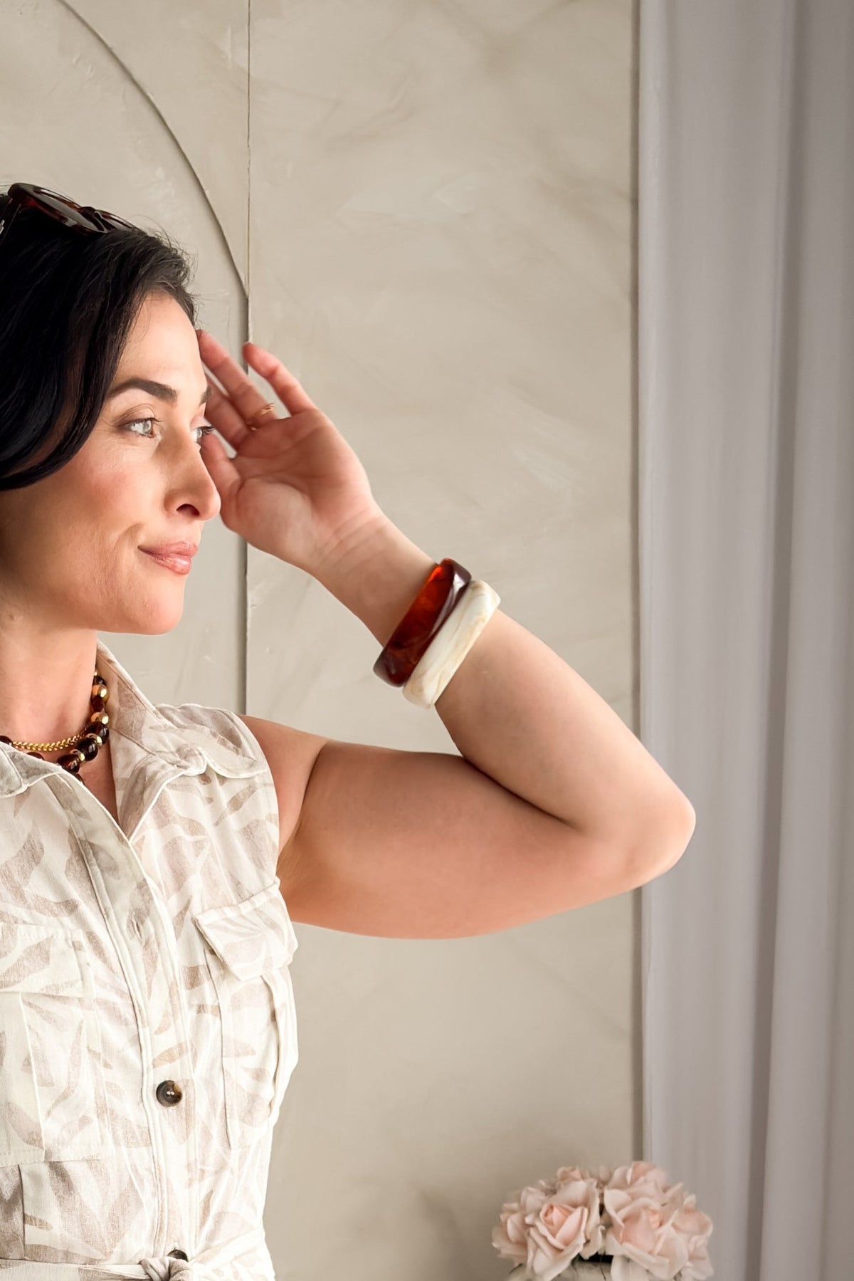 Women’s Chunky Acrylic Bangle Bracelet Set – Ivory & Tortoise - Women's Jewelry - Blooming Daily