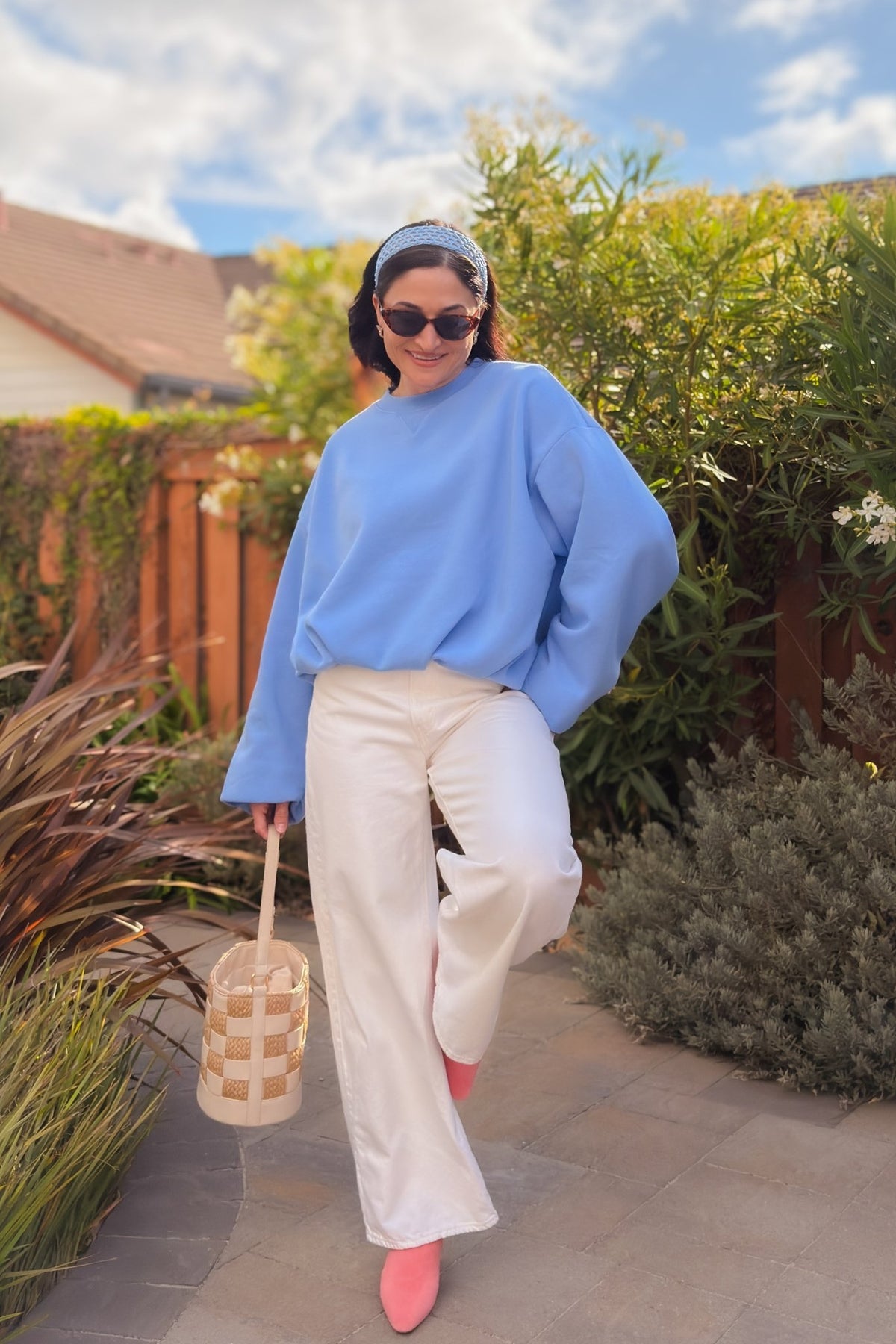 Women’s oversized blue sweatshirt with drop shoulder design and soft elastic waist