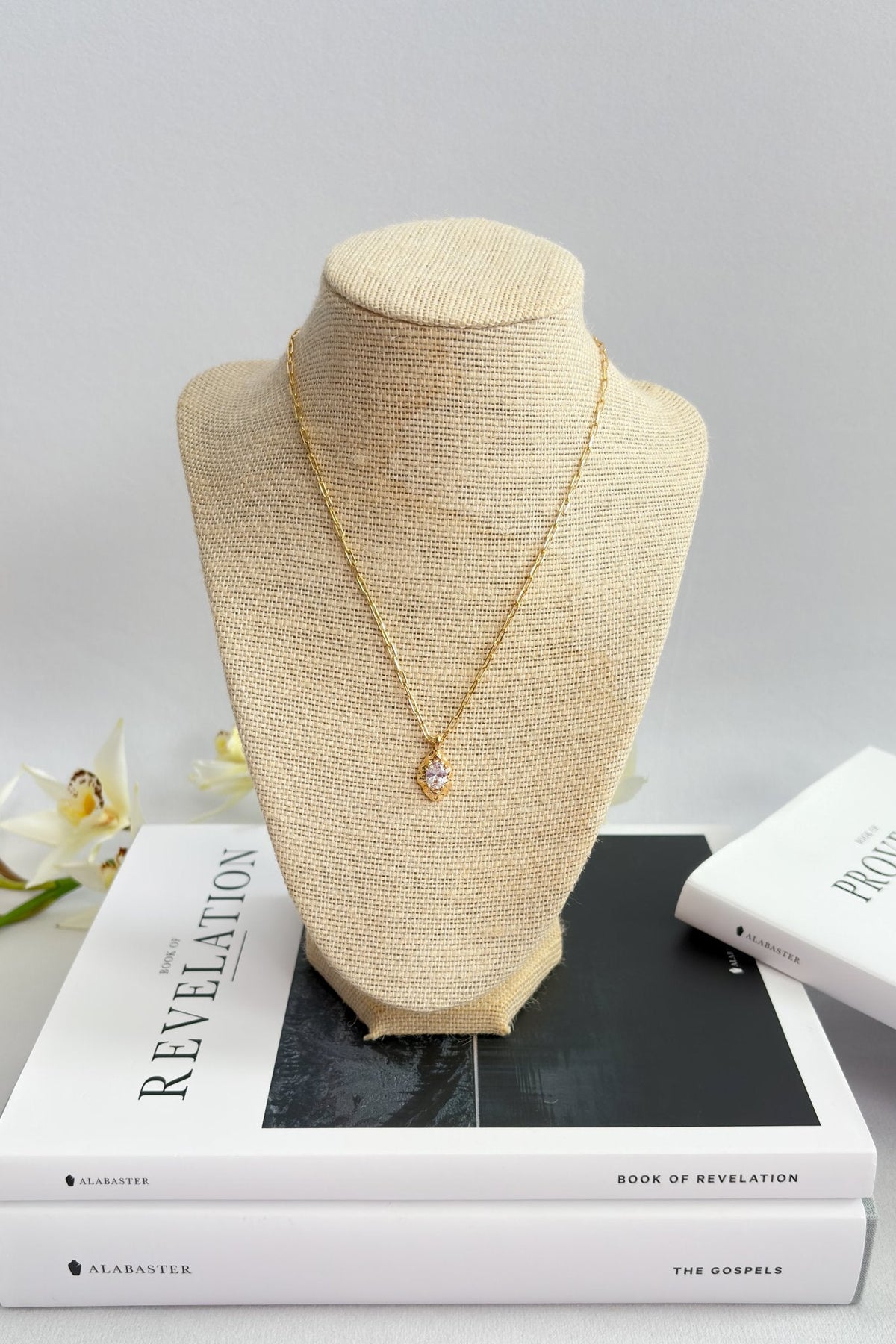 Women’s Glass Rock Pendant Necklace – 18k Gold Filled Waterproof Paperclip Chain - Women&#39;s Jewelry - Blooming Daily