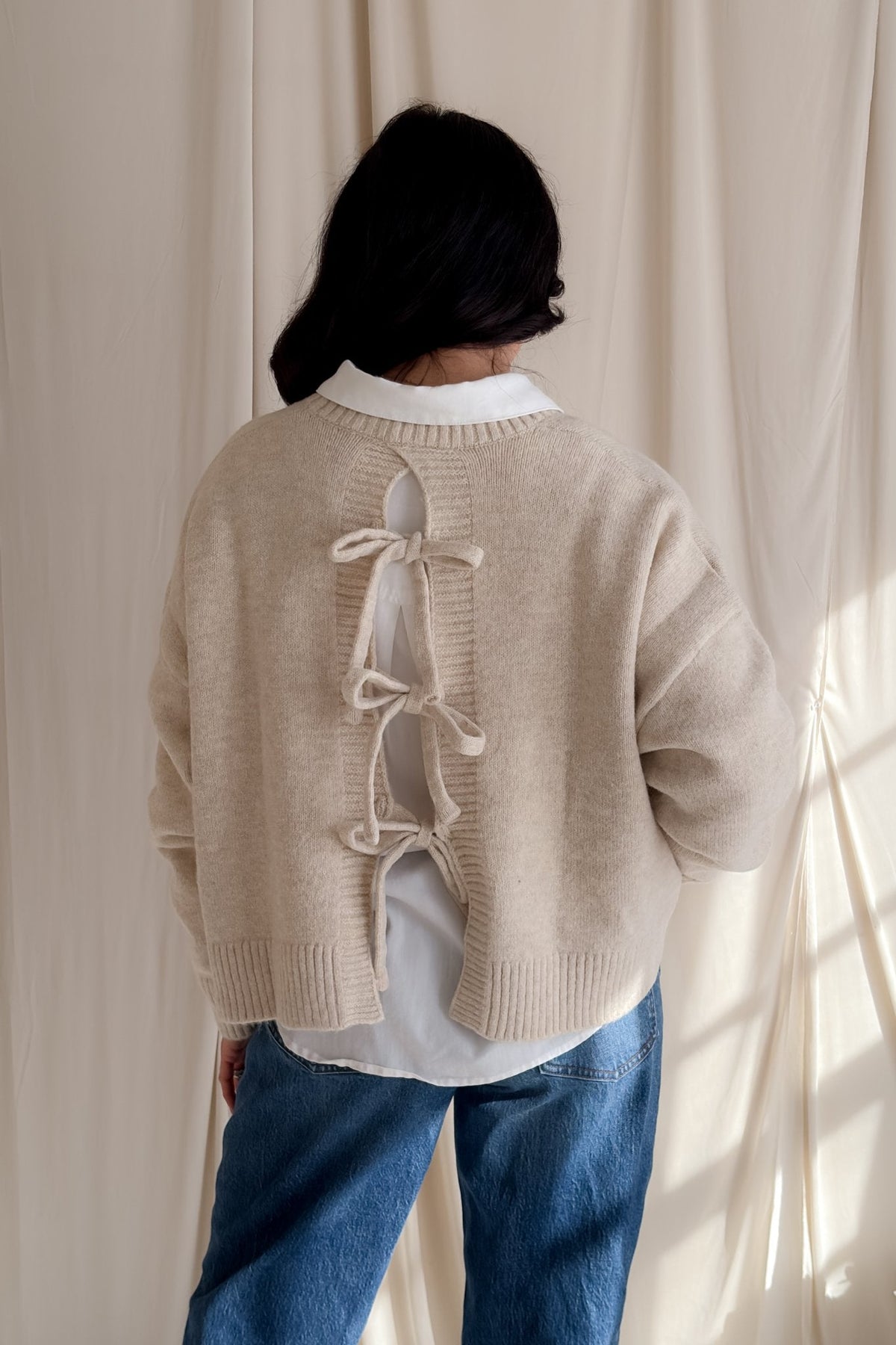 Women’s Open - Back Bow Knit Sweater – Oatmeal - Women's Sweaters - Blooming Daily
