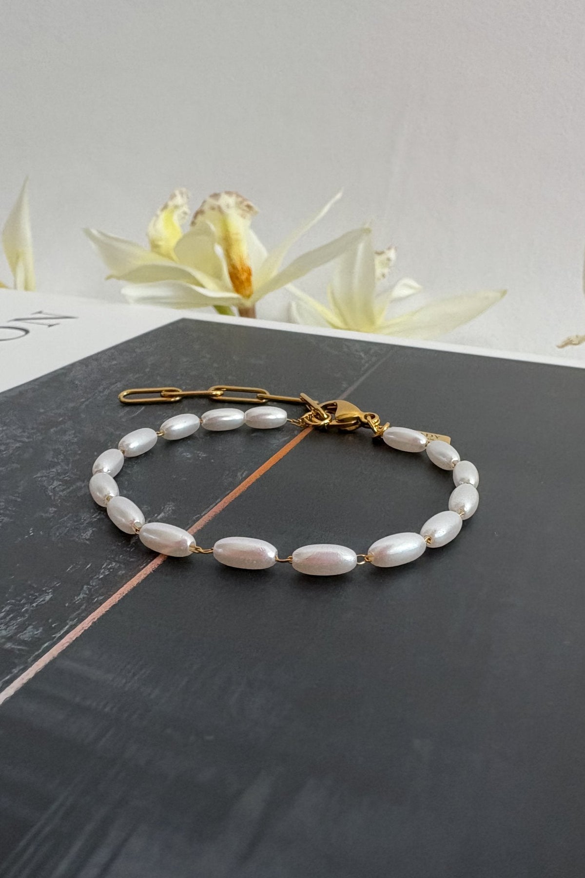 Women’s Oval Pearl Layering Bracelet – Dainty White Pearls, 18k Gold Plated - Women&#39;s Jewelry - Blooming Daily