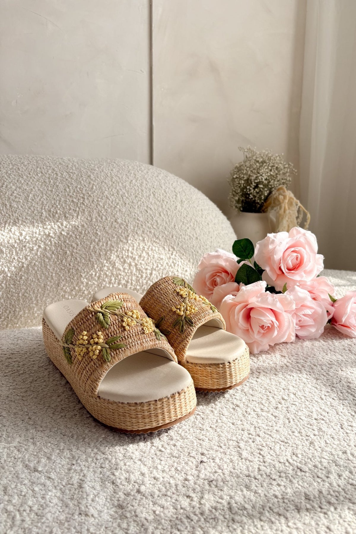 Women’s Raffia Floral Platform Slide Sandals - Natural - Women's Shoes - Blooming Daily