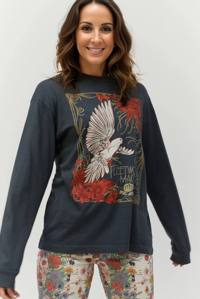 DAYDREAMER Fleetwood Mac Dove Oversized Long Sleeve Tee Vintage Black - Graphic Tee - Blooming Daily