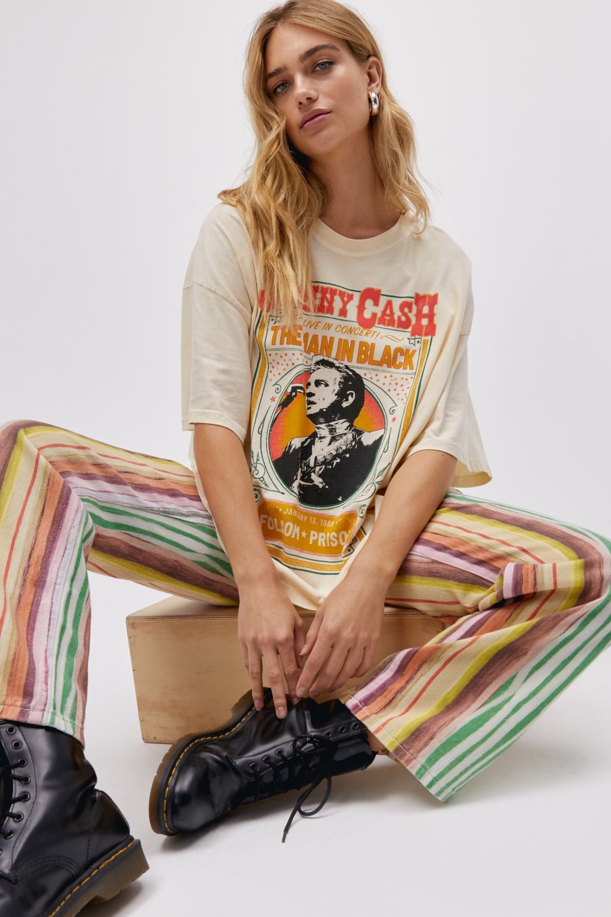 Daydreamer | Johnny Cash Oversized Tee | Live In Concert | Stone Vintage - Women&#39;s Shirts &amp; Tops - Blooming Daily