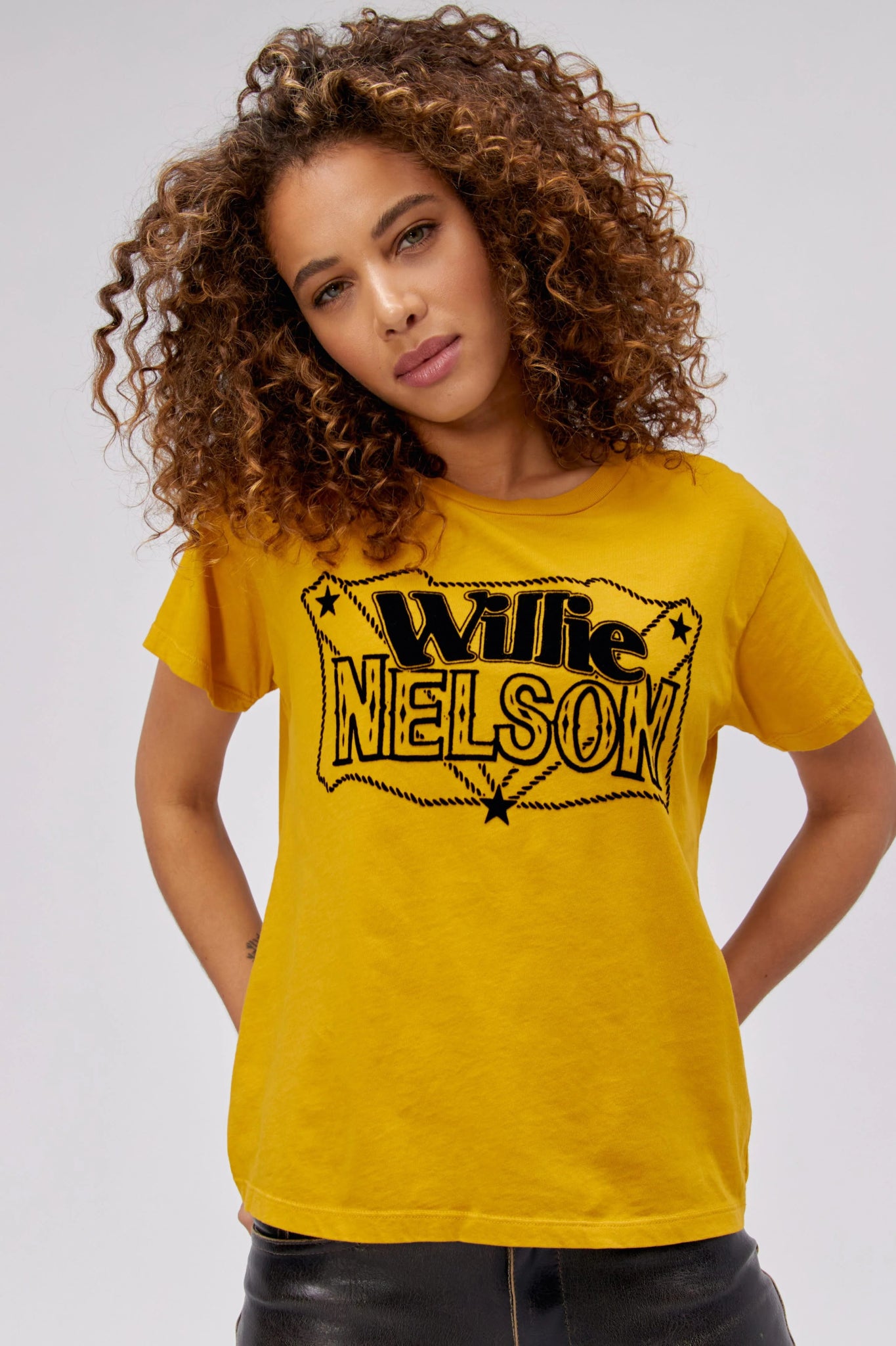 Daydreamer LA Willie Nelson T-shirt - Yellow - Blooming Daily