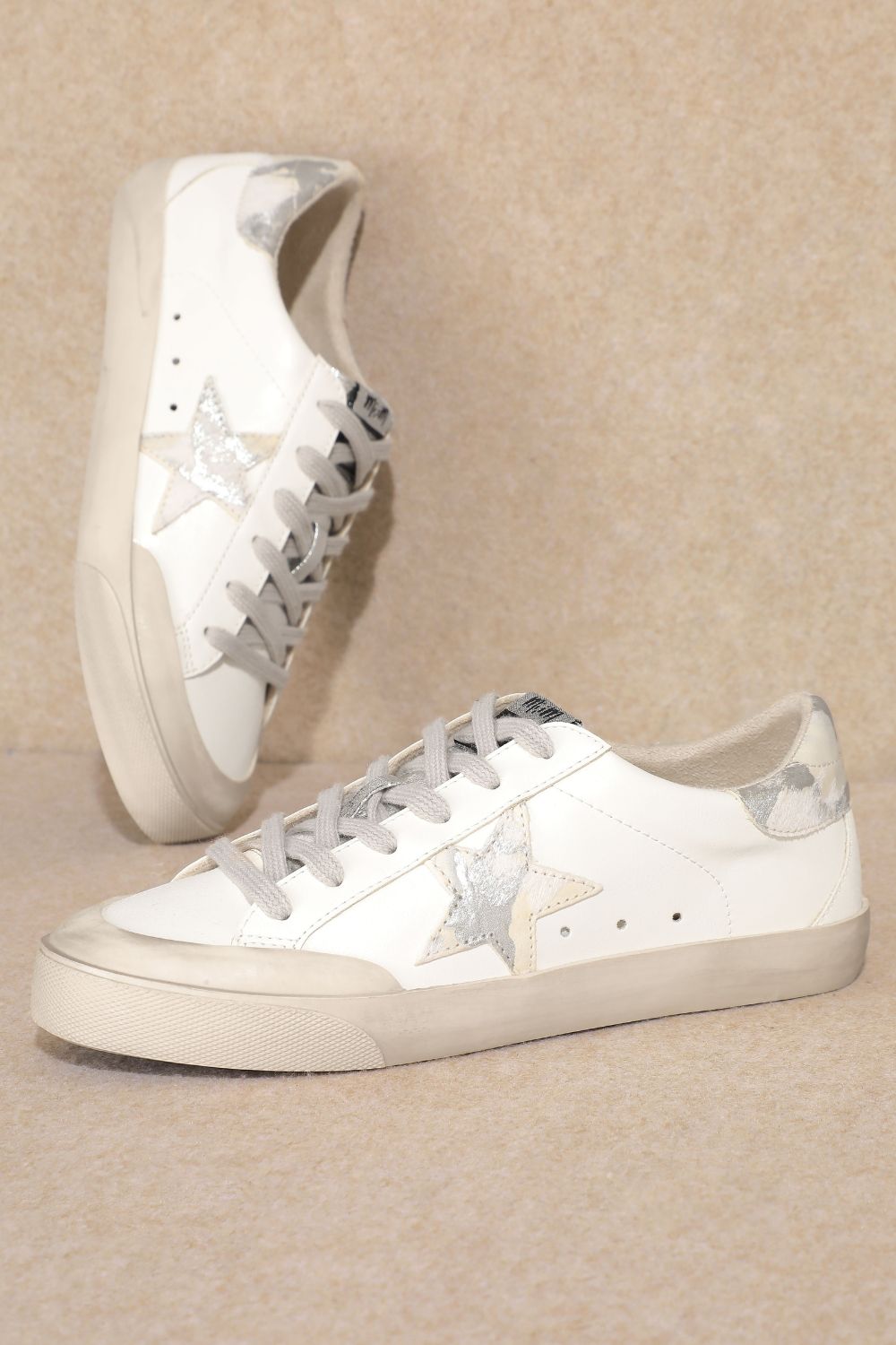 Super Star Sadie Sneakers | Women's Shoes | White - Women's Shoes - Blooming Daily